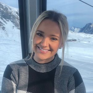 Meet your Posher, Hannah